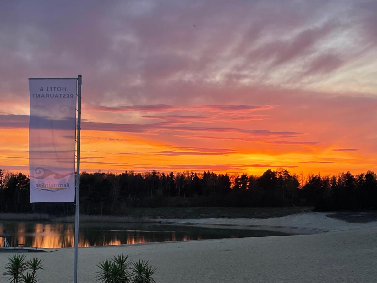 Bernsteinsee Hotel Sassenburg Экстерьер фото