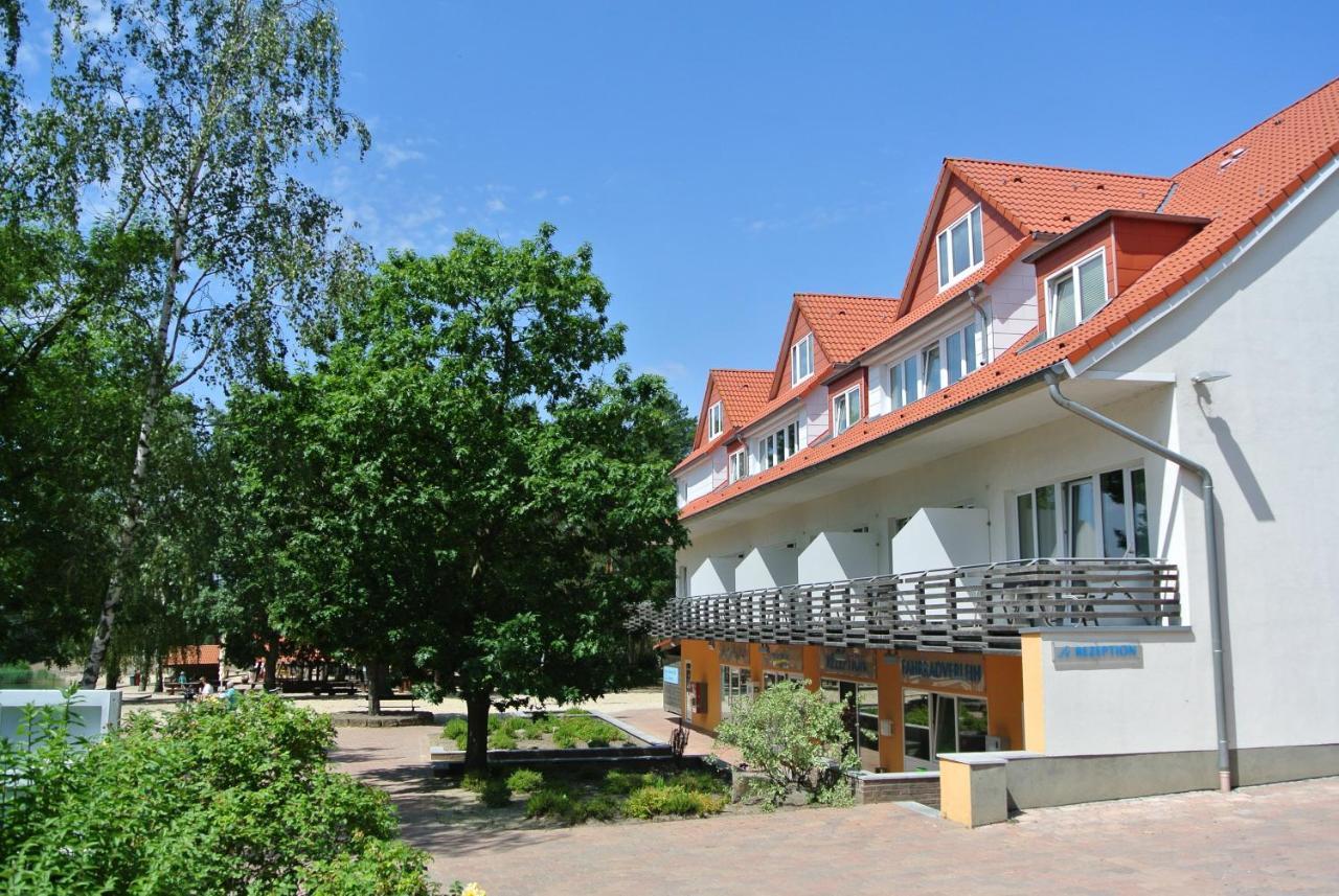 Bernsteinsee Hotel Sassenburg Экстерьер фото